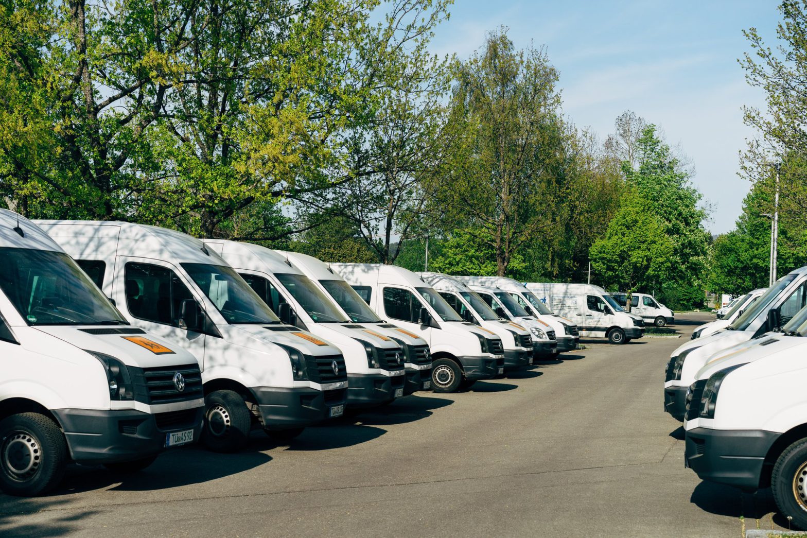 Location de camionnettes : le choix intelligent pour les entrepreneurs cover